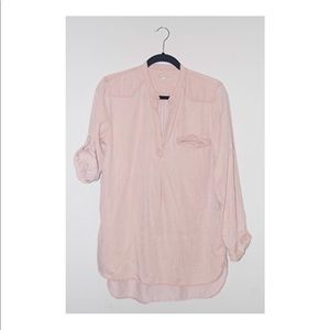 Light pink Gap pullover blouse size medium